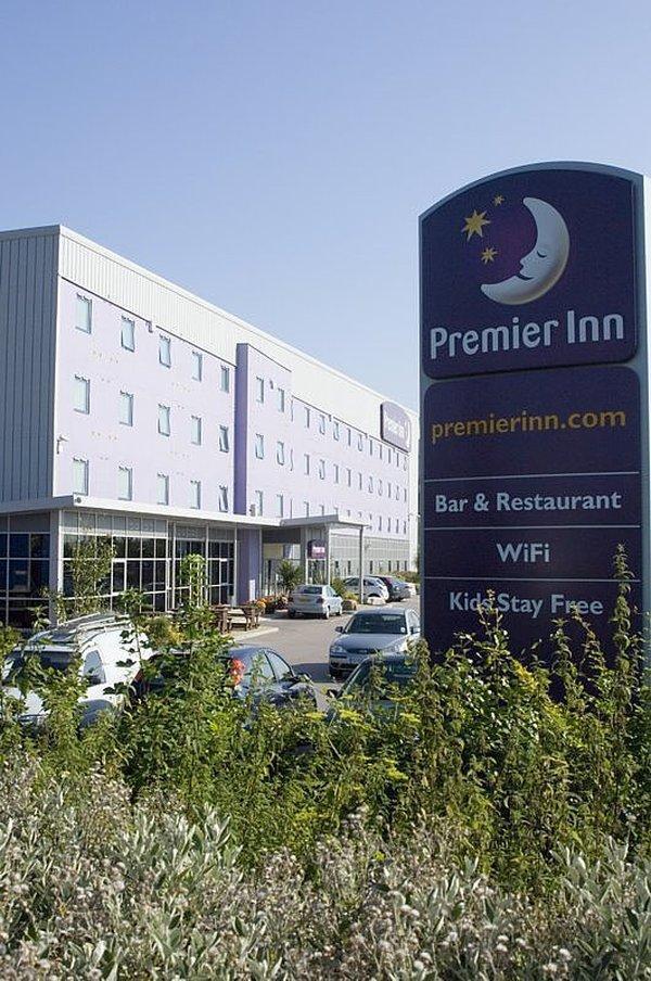 Premier Inn Southampton Airport North Stoneham Exterior photo