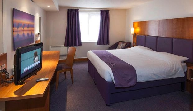 Premier Inn Southampton Airport North Stoneham Exterior photo